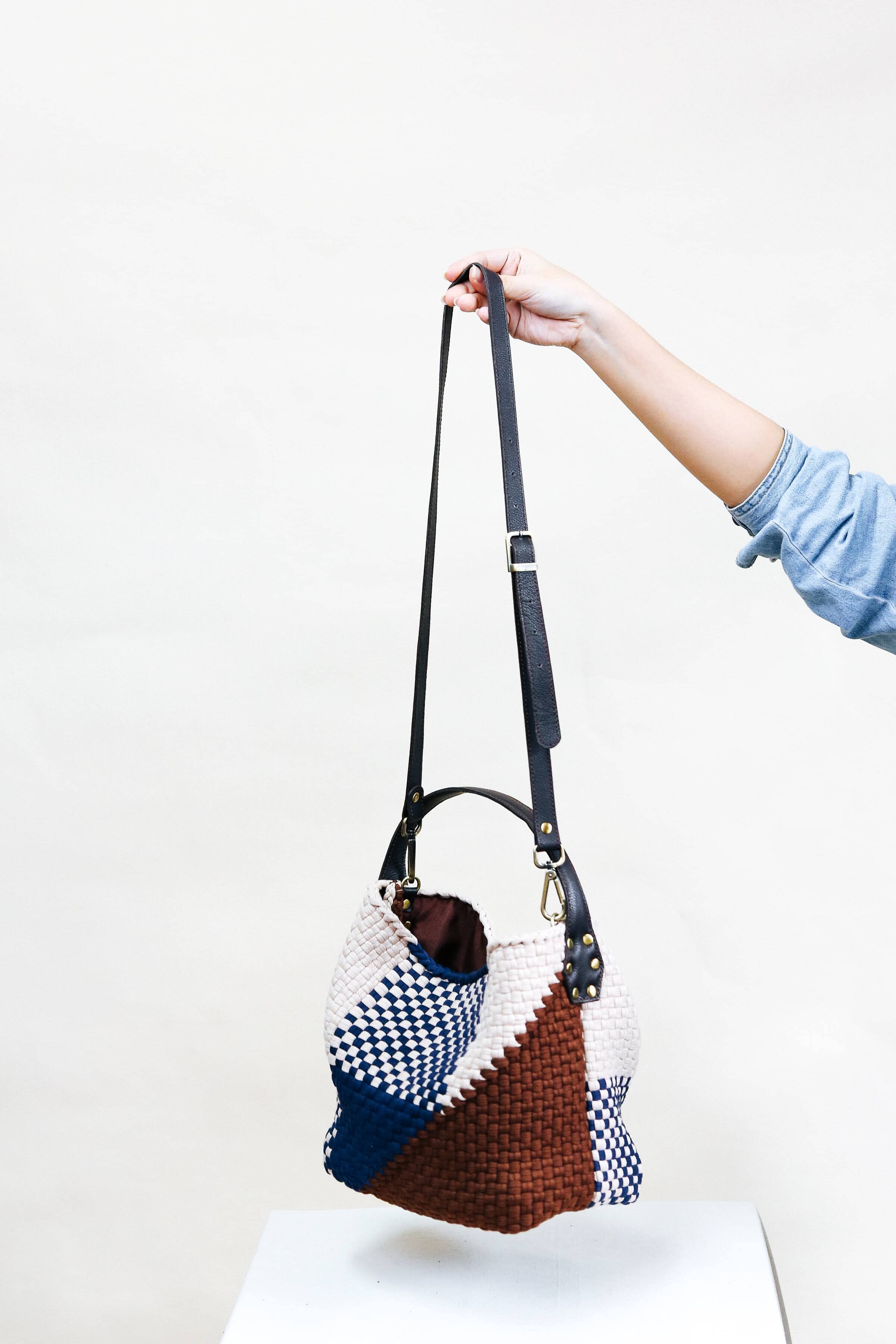 Buslo Mini Diagonal Weave Brown & Navy