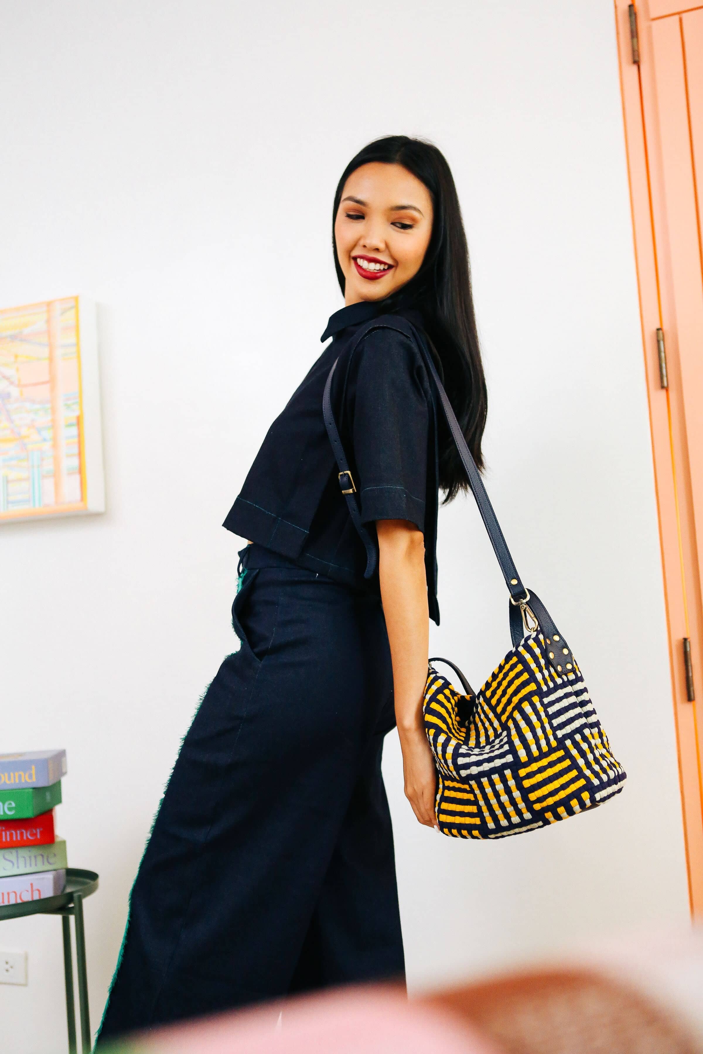 Buslo Mini Mat Pattern Navy & Yellow with Longer Handle