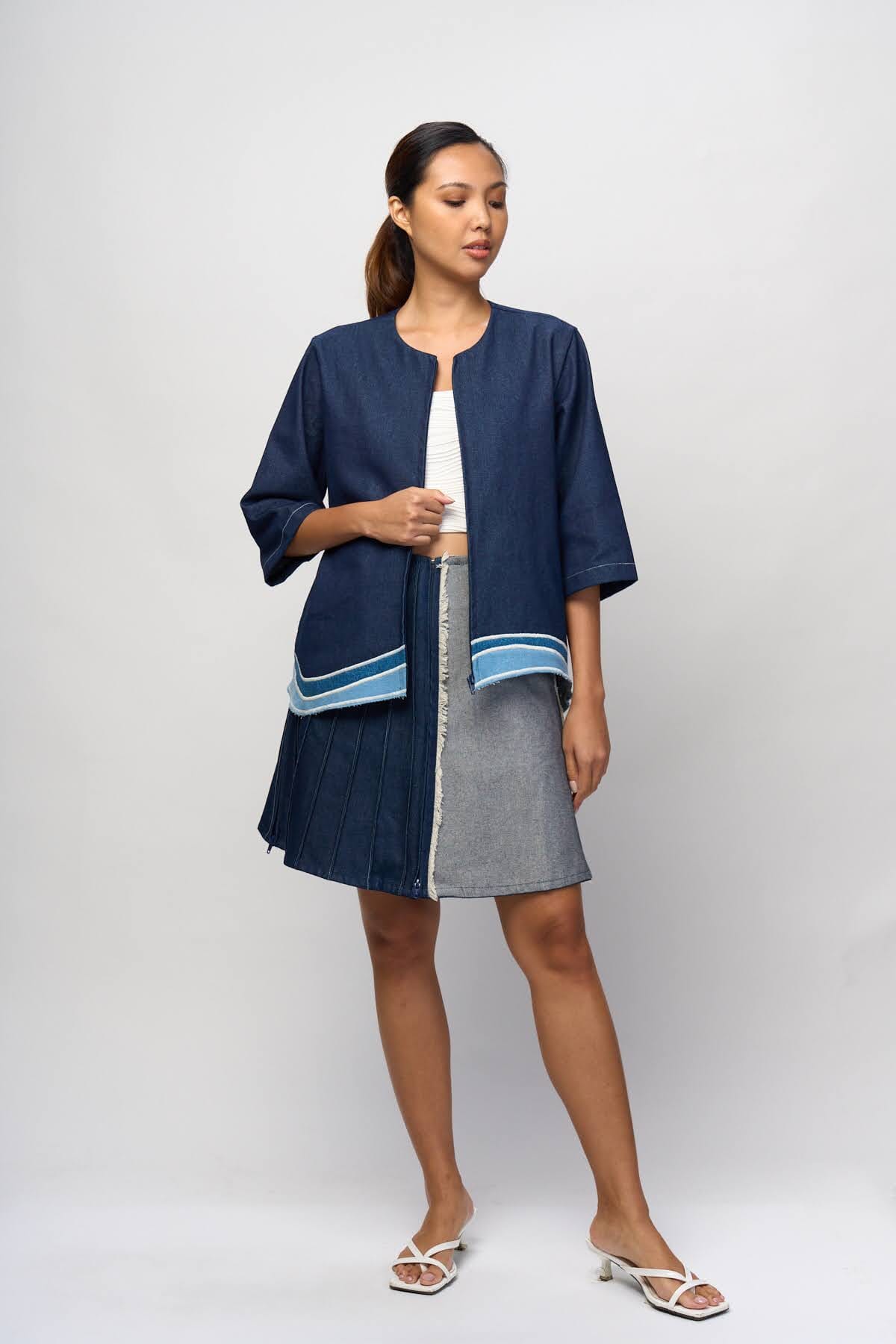 [Ready Today] Daloy Zip-Up Jacket Denim Fashion R2R On Repeat