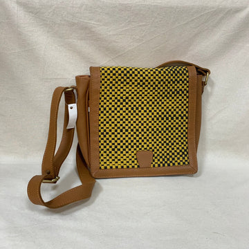 [SAMPLE] Travel Bag Crossbody Tan