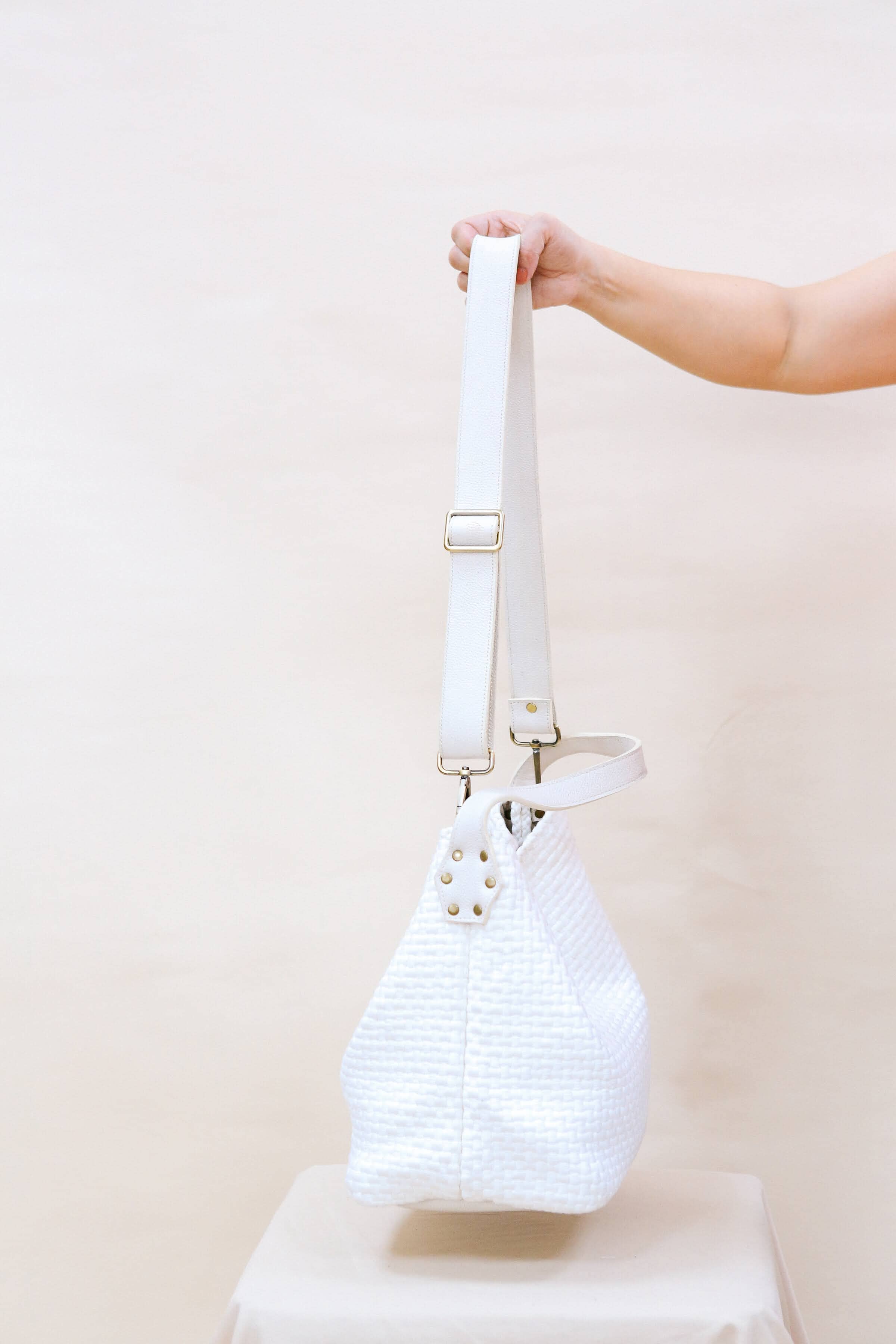 White leather purse on sale strap