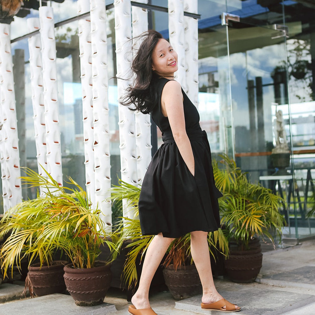 The Essential Wrap Dress (Short) Black The Essential Wrap Dress (Short) Black