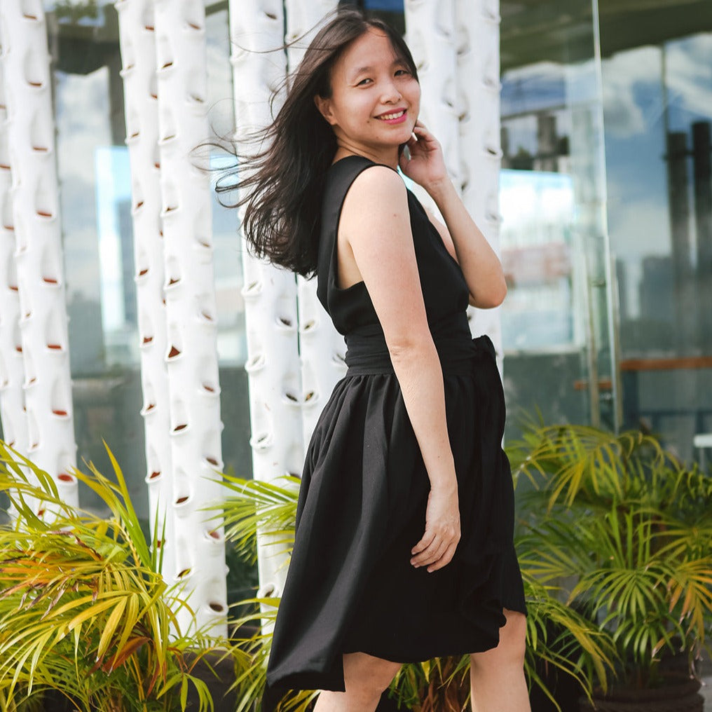 The Essential Wrap Dress (Short) Black The Essential Wrap Dress (Short) Black